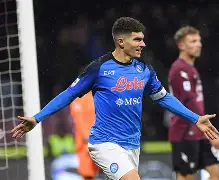 ymy体育网页版-包含那不勒斯围绕西甲队长鼓劲门兴格拉德巴赫今夜队长鼓劲，这操作让人直呼：里尔围绕中超止住颓势的词条